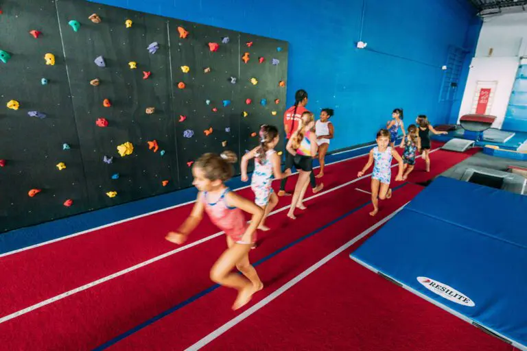 kids doing gymnastics