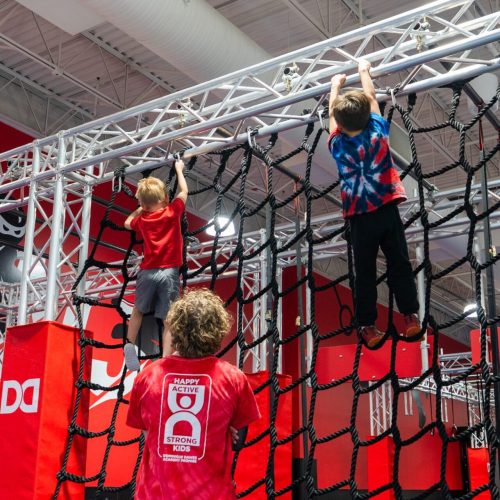 kids climbing